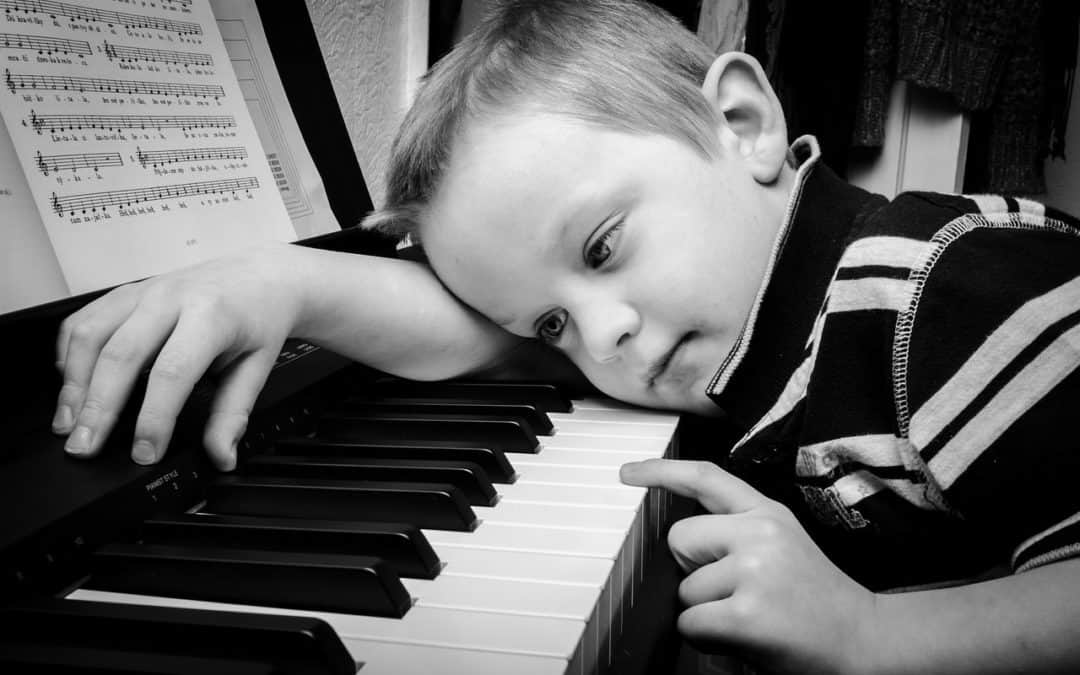 Beneficios de la estimulación musical temprana